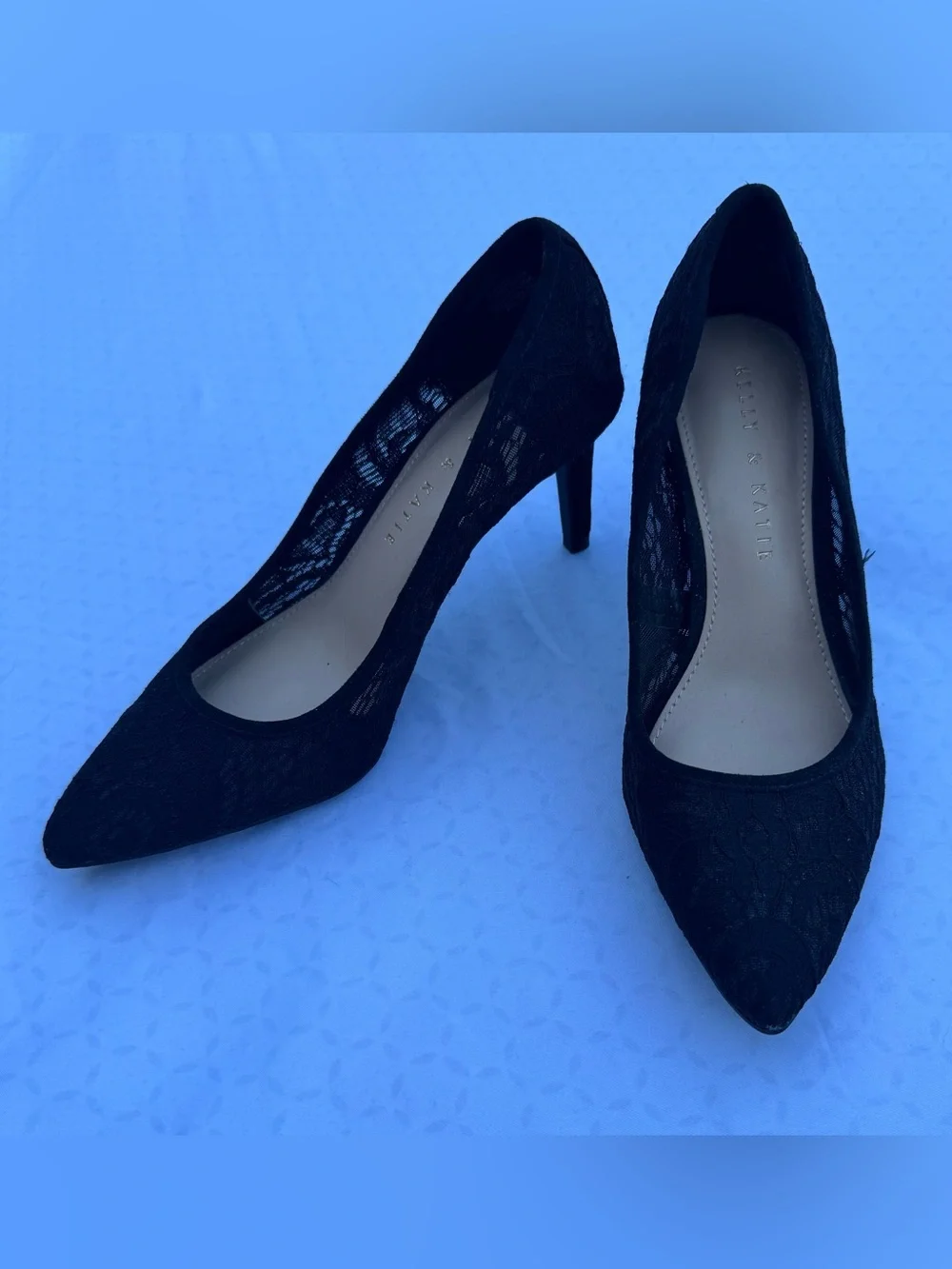 Kelly & Katie Black Pointed Toe Lace Flats - Feminine Work to Weekend